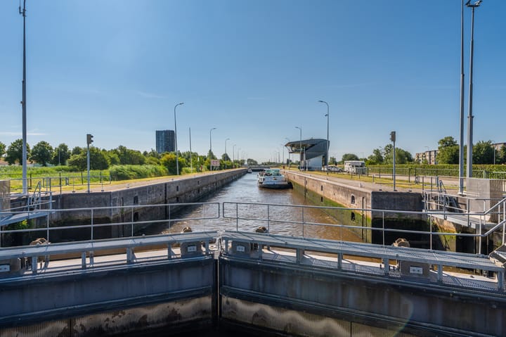 Foto 10 van Florakade 182