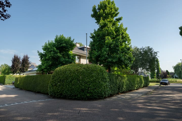 Foto 33 van Voorhout 5