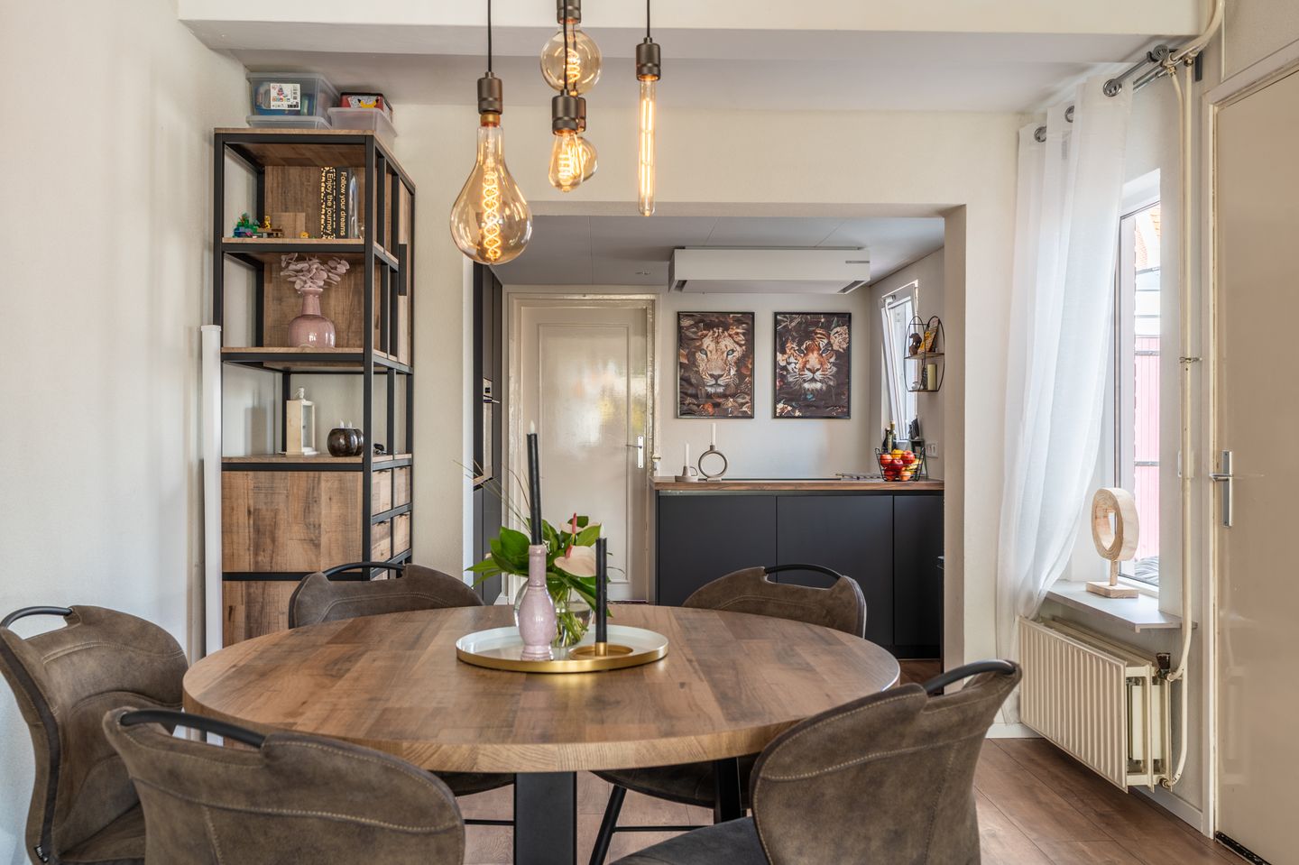 Foto 29 van Wettersteinstraat 8