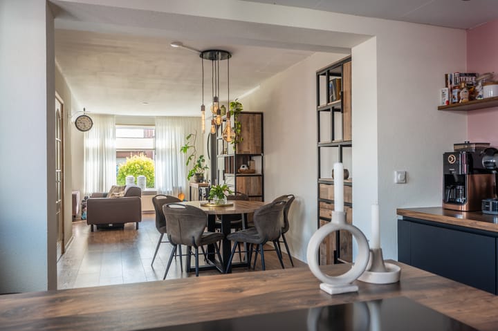 Foto 35 van Wettersteinstraat 8