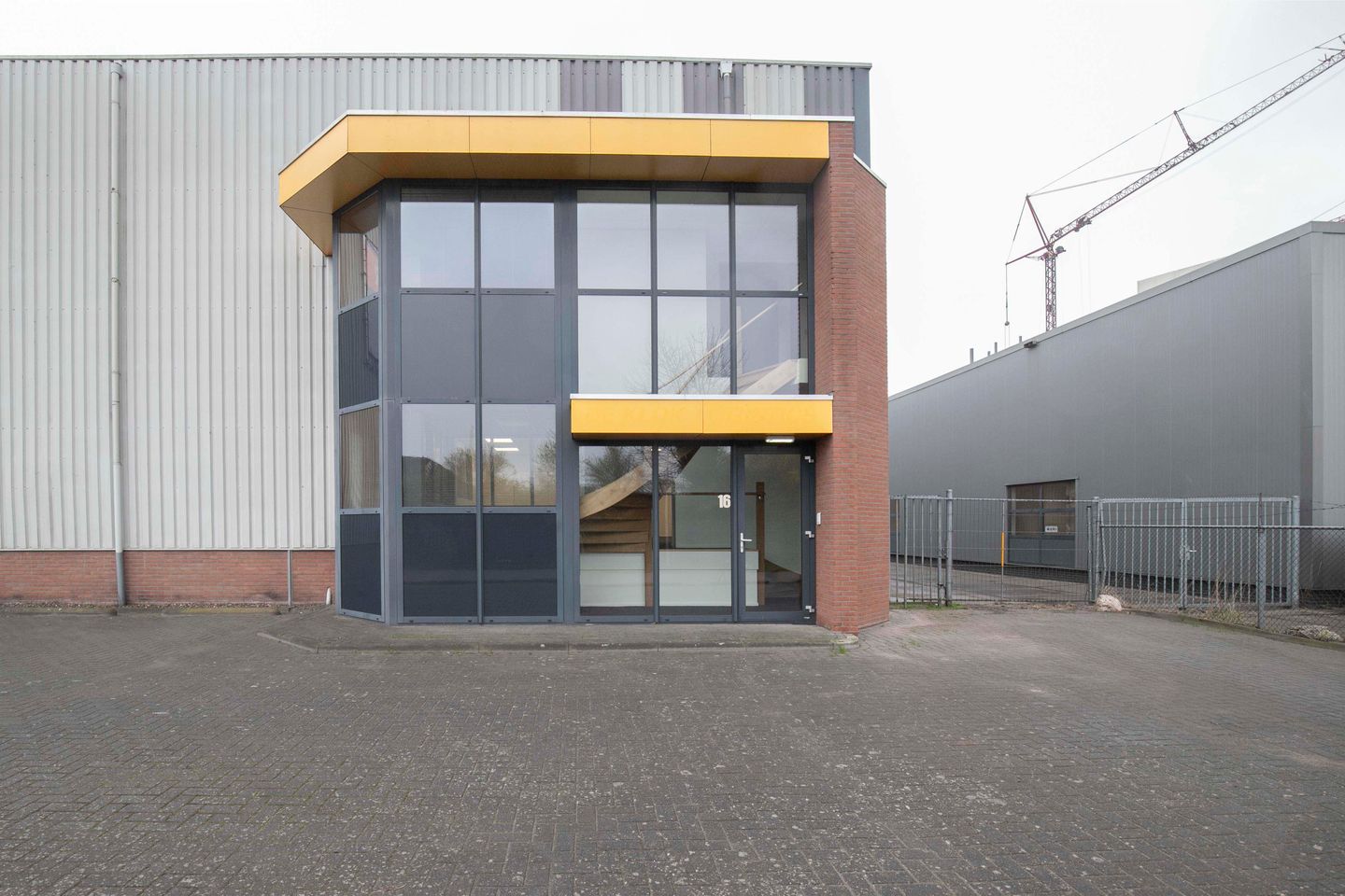 View photo 3 of Hanzeweg 16