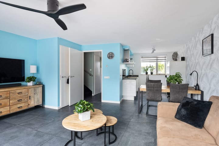 Photo 10 of Bilderdijkstraat 6