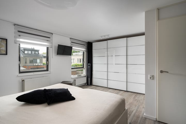 Photo 17 of Bilderdijkstraat 6