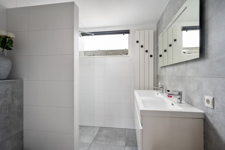 Photo 21 of Bilderdijkstraat 6