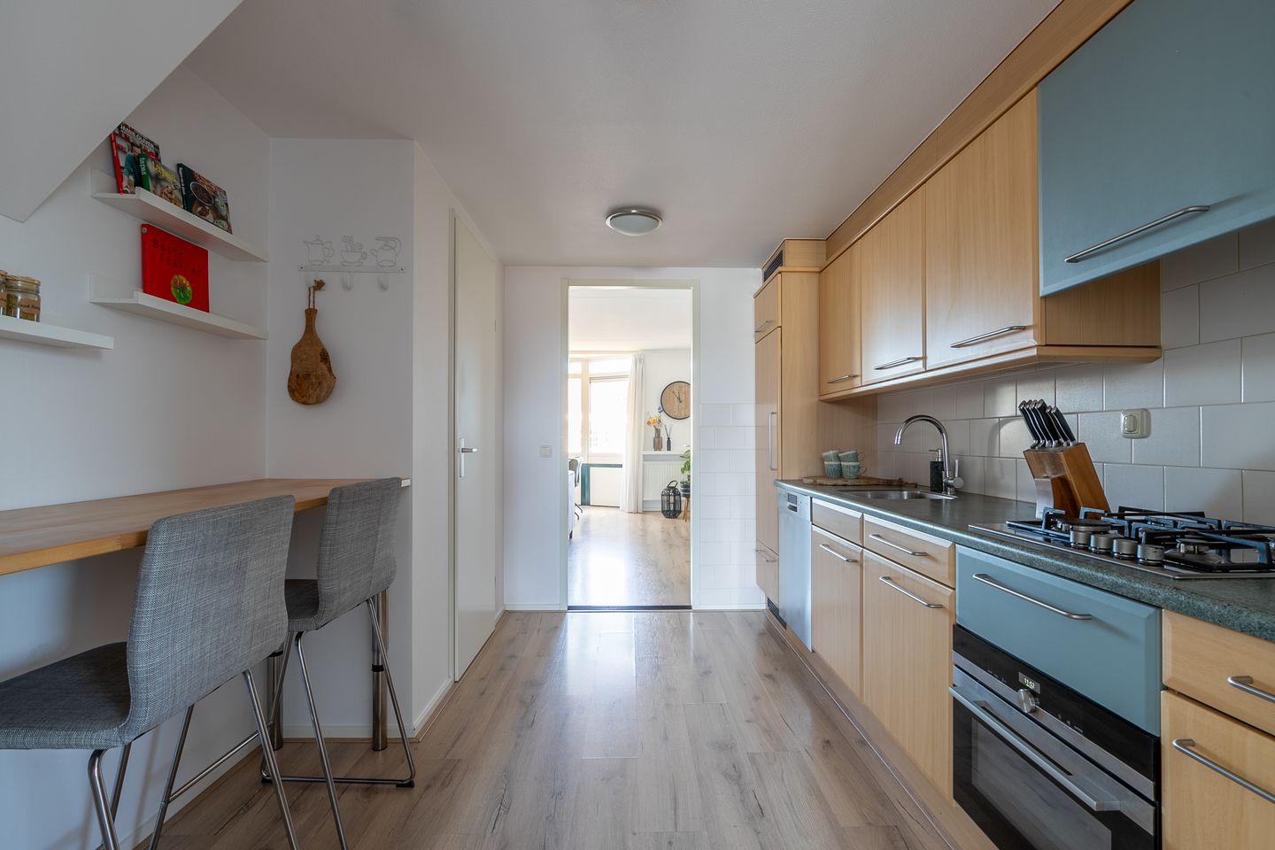 Photo 10 of De Passage 6