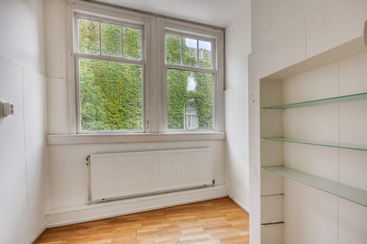 Foto 22 van Esdoornstraat 180