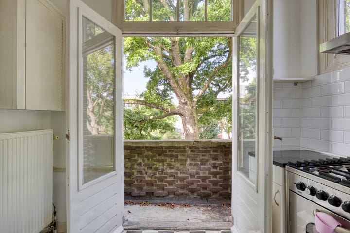 Foto 8 van Esdoornstraat 180