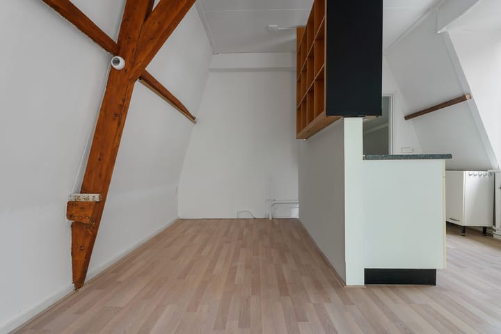 Foto 8 van Oude Oeverstraat 10-A3