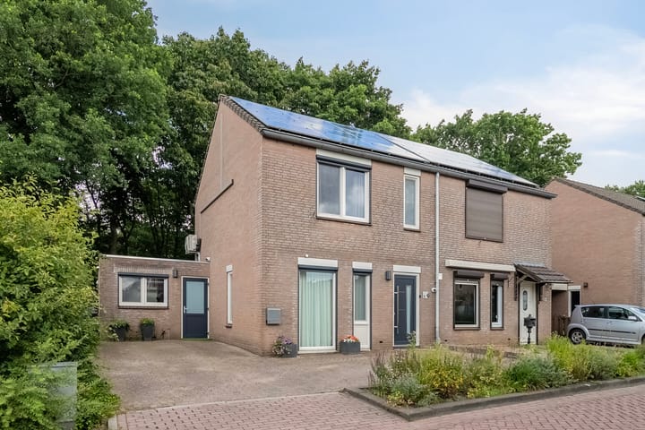 Foto 1 van Hermelijnsingel 33