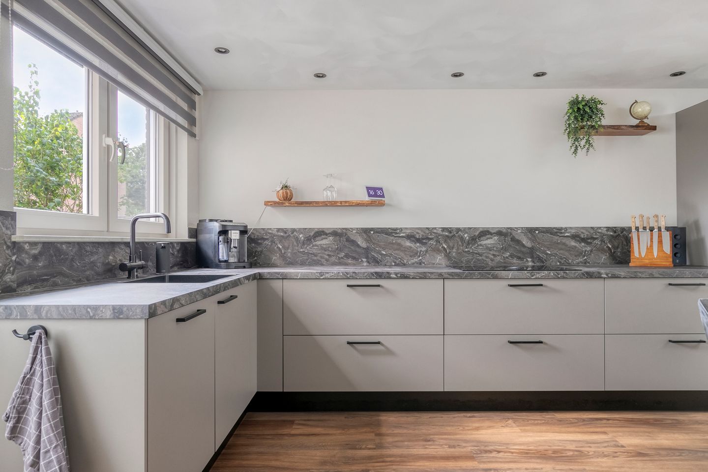 Foto 14 van Hermelijnsingel 33