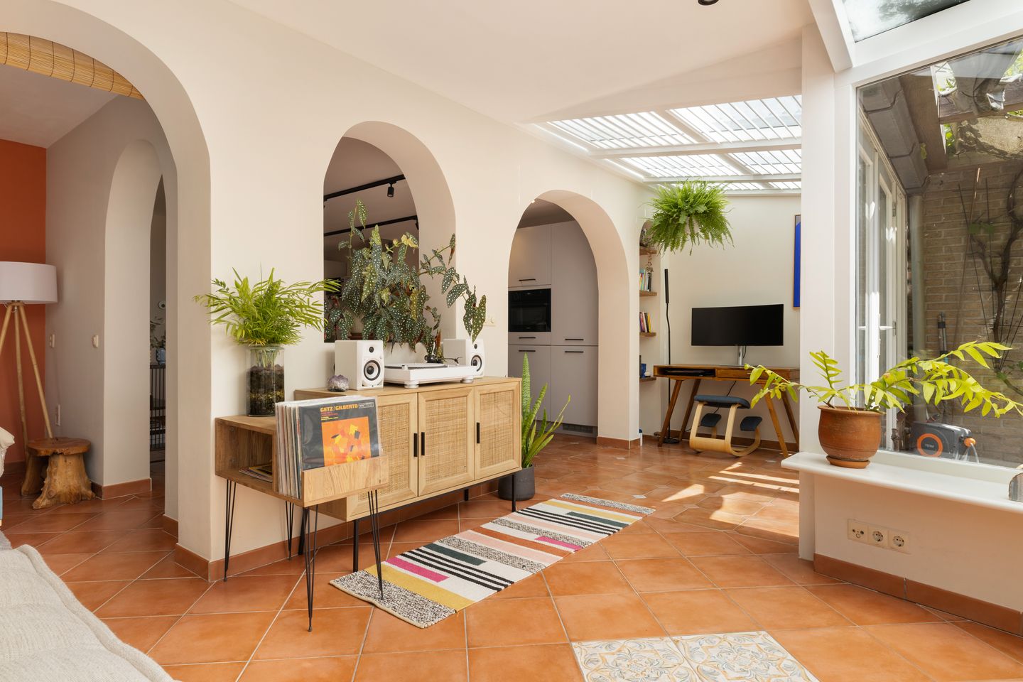 Photo 10 of Anjeliersstraat 31-A