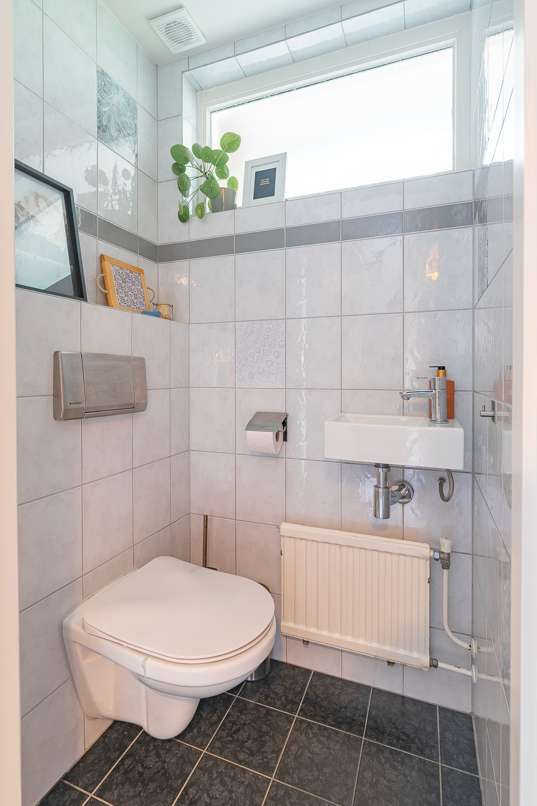 Foto 13 van Burg. Smeetsstraat 28