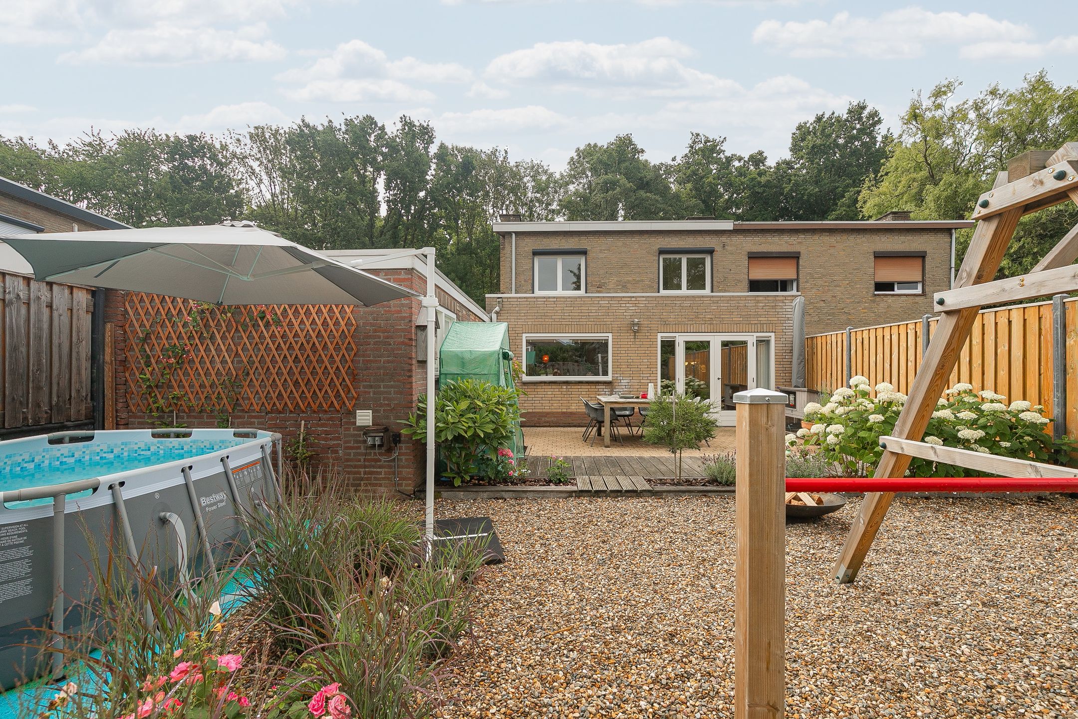 Foto 24 van Burg. Smeetsstraat 28