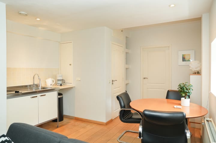 Foto 42 van Aaldert 12-A