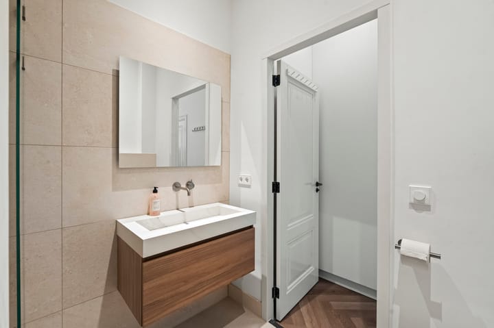 Foto 14 van Henri Polaklaan 27-2A