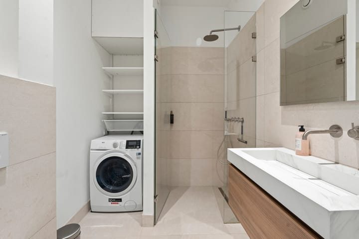 Foto 13 van Henri Polaklaan 27-2A