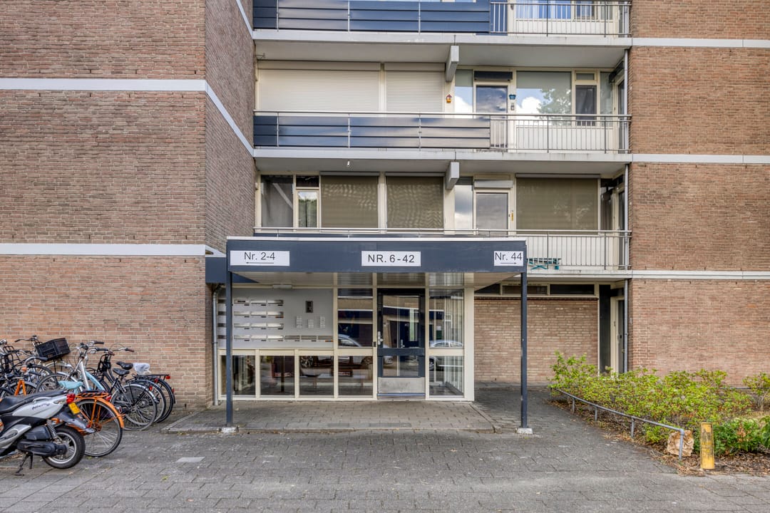 Foto 7 van Zesde Buitenpepers 44