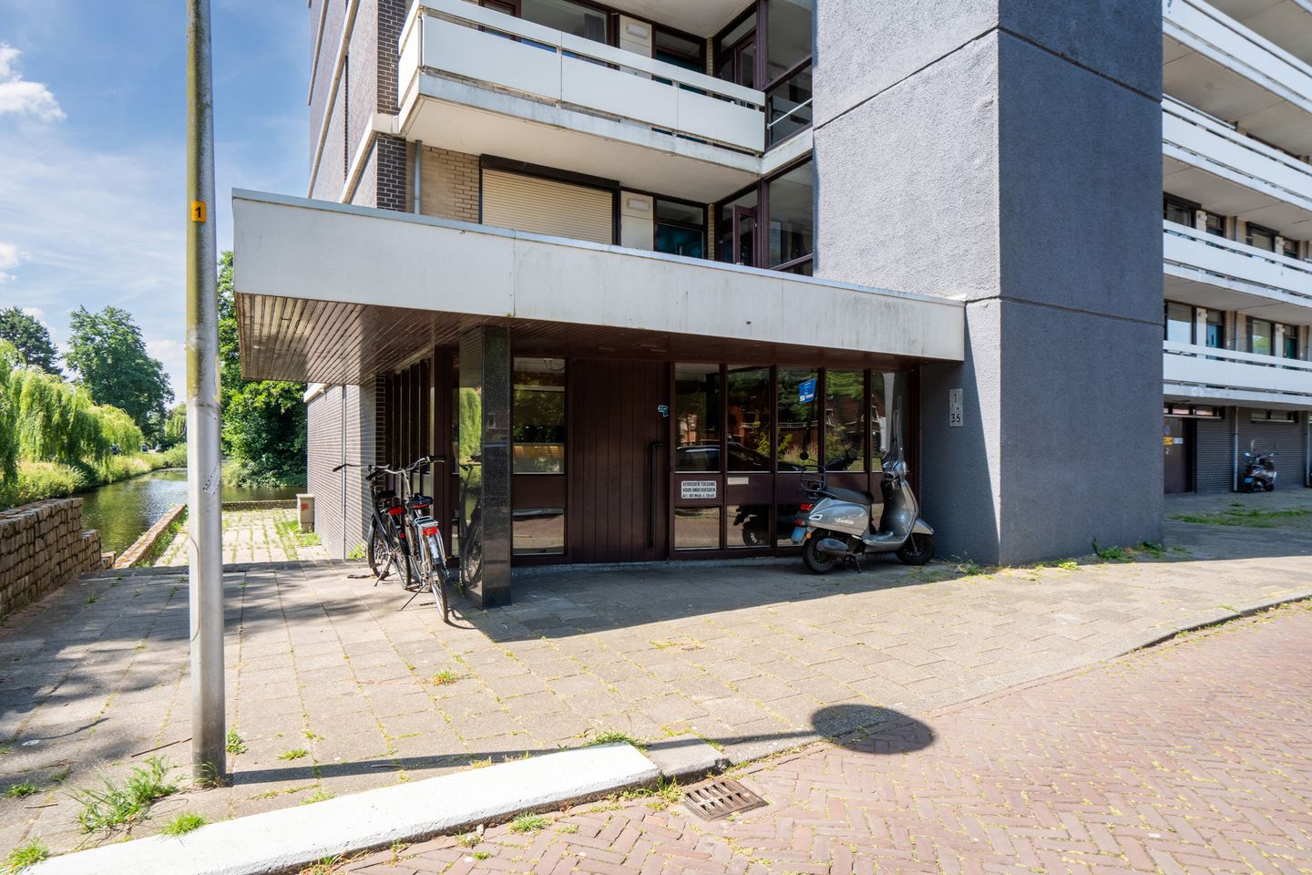 Photo 5 of John F. Kennedyplantsoen 32