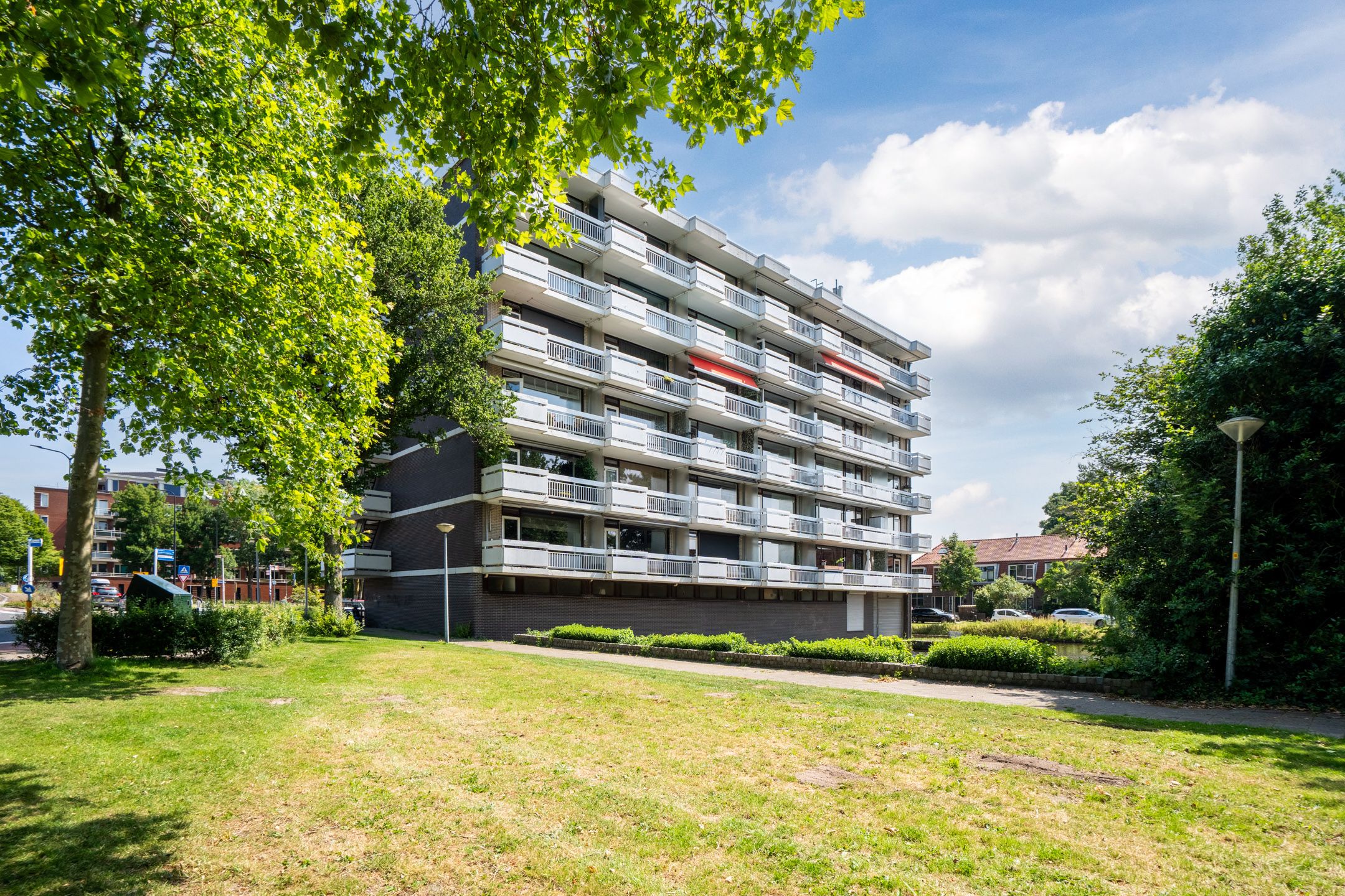 Photo 30 of John F. Kennedyplantsoen 32