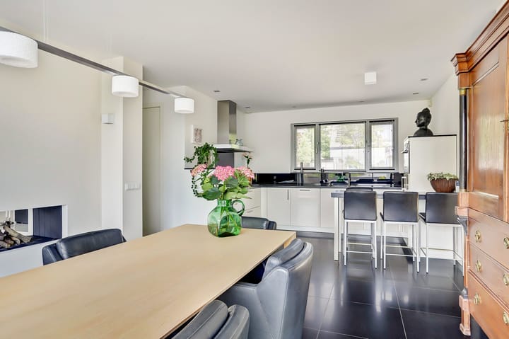 Foto 24 van A.Weteringsstraat 3