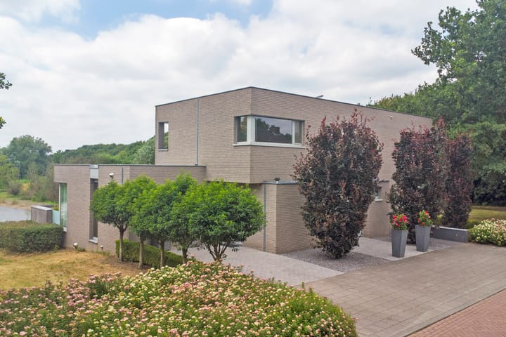 Foto 64 van A.Weteringsstraat 3