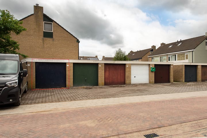 Photo 2 of Montgomerystraat 37