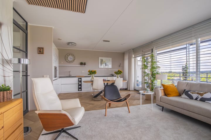 Foto 13 van De Maaidorser 17-1