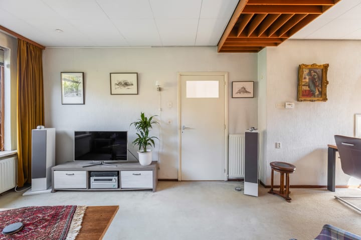 Foto 8 van Julianastraat 7