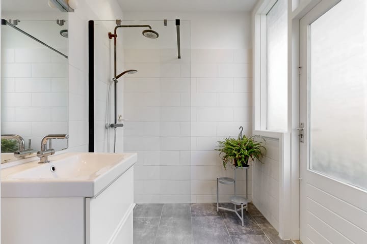 Photo 9 of De Bruynestraat 42