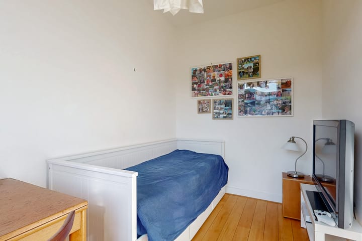 Photo 25 of De Bruynestraat 42