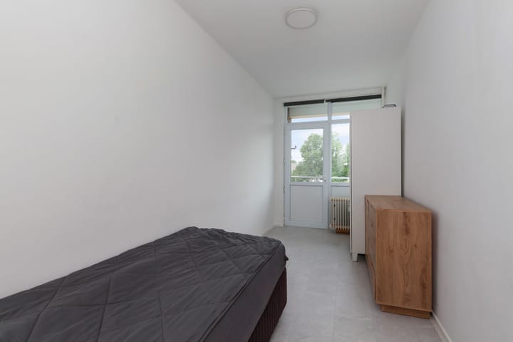 Foto 19 van Van der Helmstraat 394