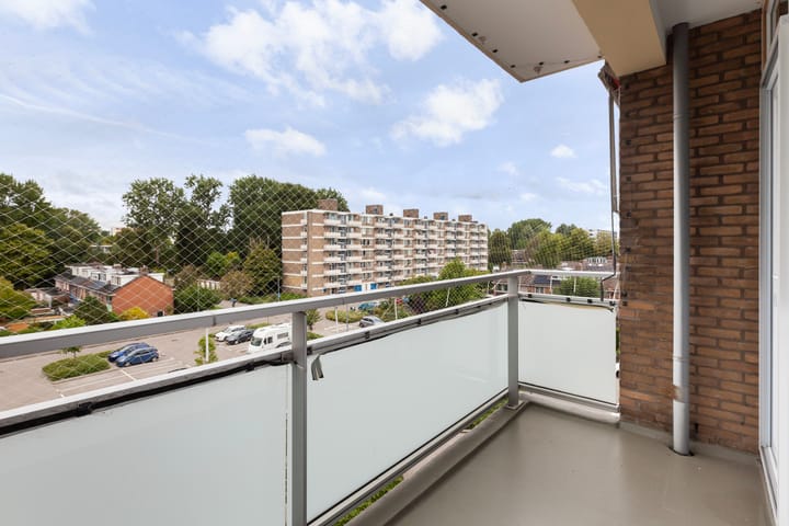 Foto 24 van Van der Helmstraat 394