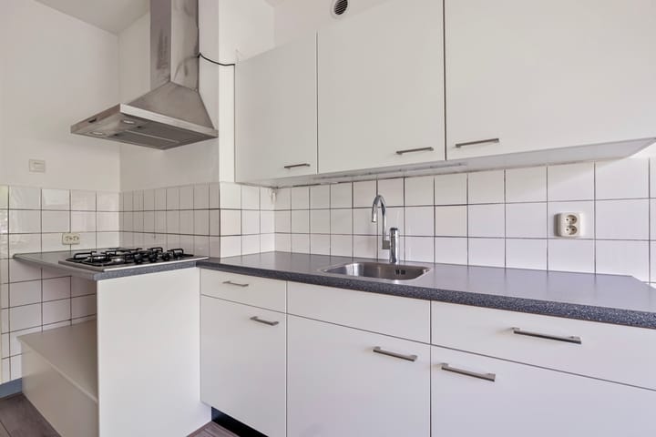 Foto 15 van Albert Cuypstraat 8