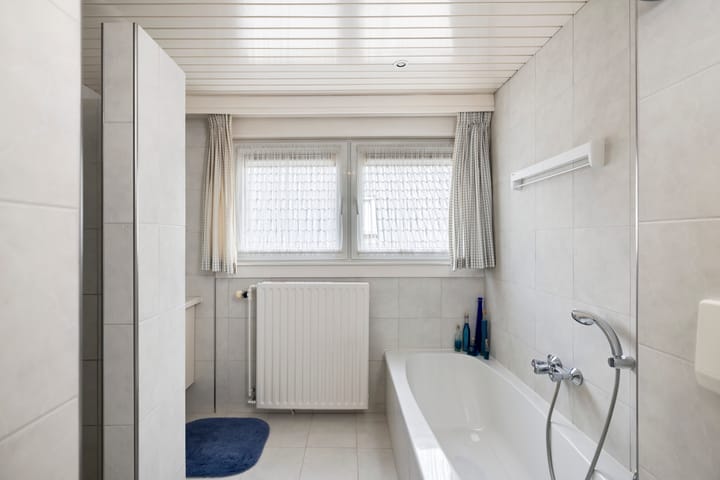 Foto 25 van het Cruse 12