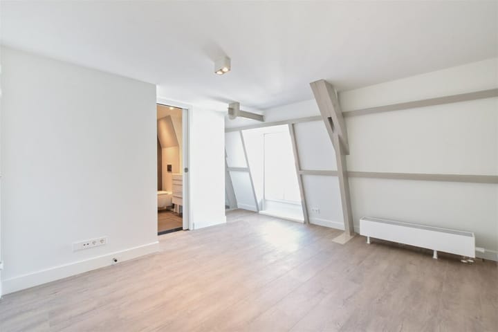 Foto 21 van Reguliersbreestraat 30-C