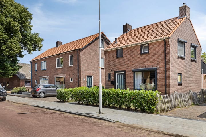 Foto 43 van Hogeweg 65