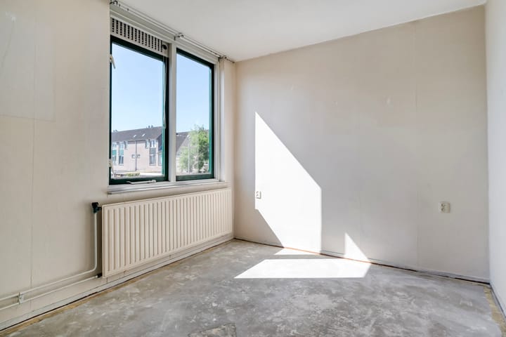 Photo 12 of Piersonware 1