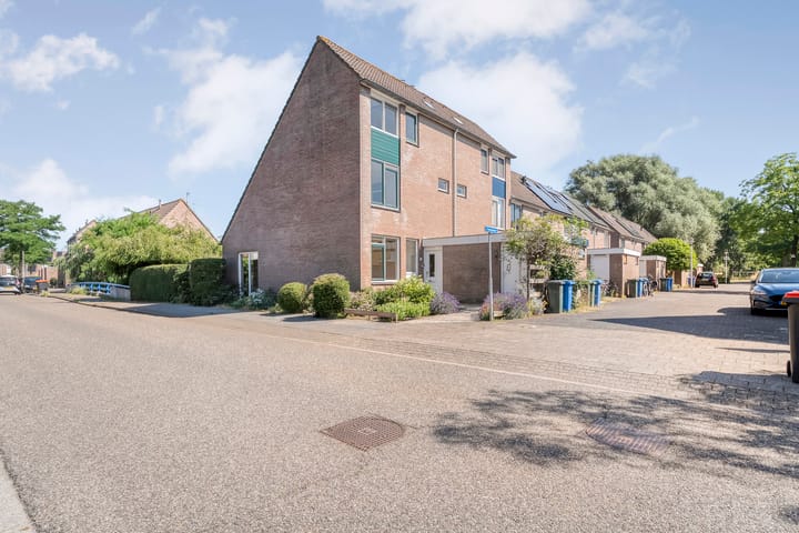 Photo 29 of Piersonware 1