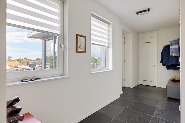 Photo 7 of Leeuwarderweg 1-301