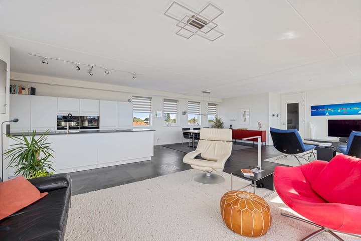 Photo 22 of Leeuwarderweg 1-301