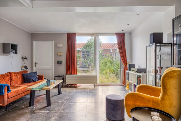 Foto 2 van Van Ostadestraat 19