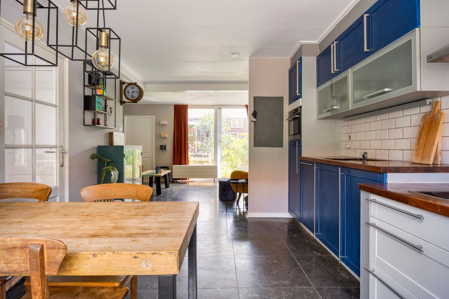 Foto 10 van Van Ostadestraat 19