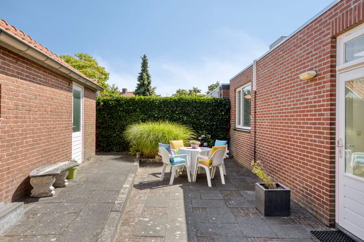 Foto 33 van Charles Ruysstraat 45