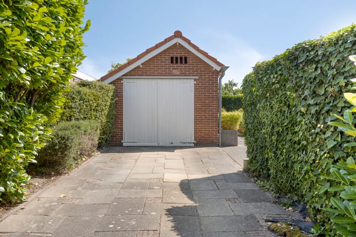 Foto 37 van Charles Ruysstraat 45