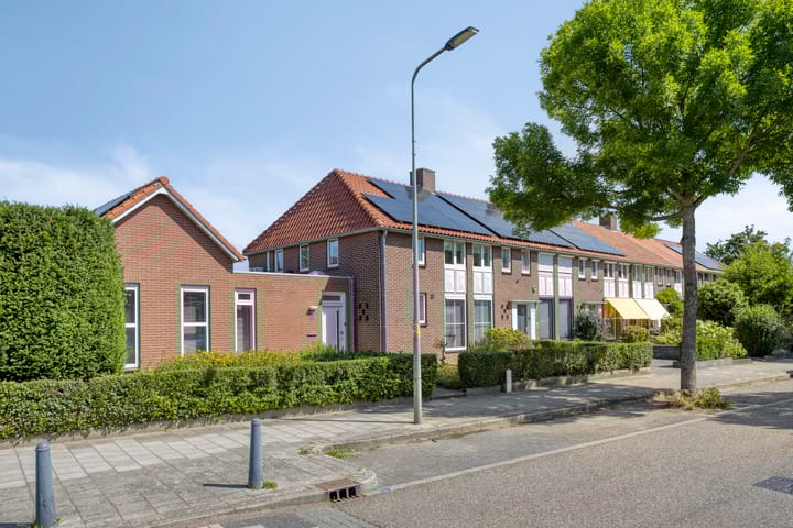 Foto 42 van Charles Ruysstraat 45