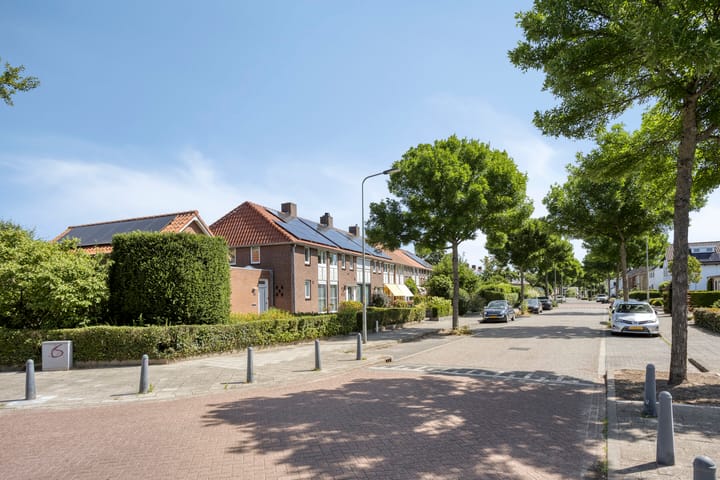 Foto 44 van Charles Ruysstraat 45