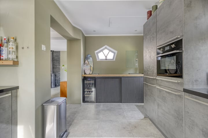 Foto 15 van Adama van Scheltemastraat 13