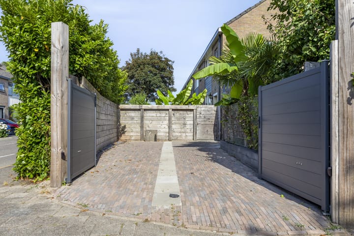 Foto 41 van Adama van Scheltemastraat 13