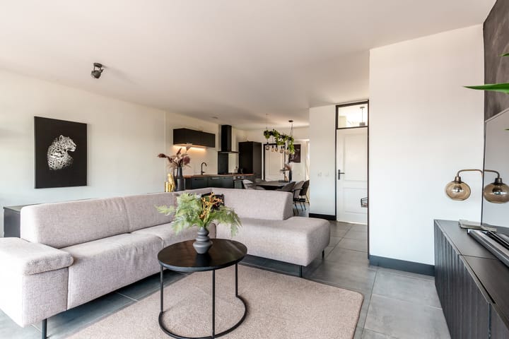 Foto 5 van Galjoen 25 12