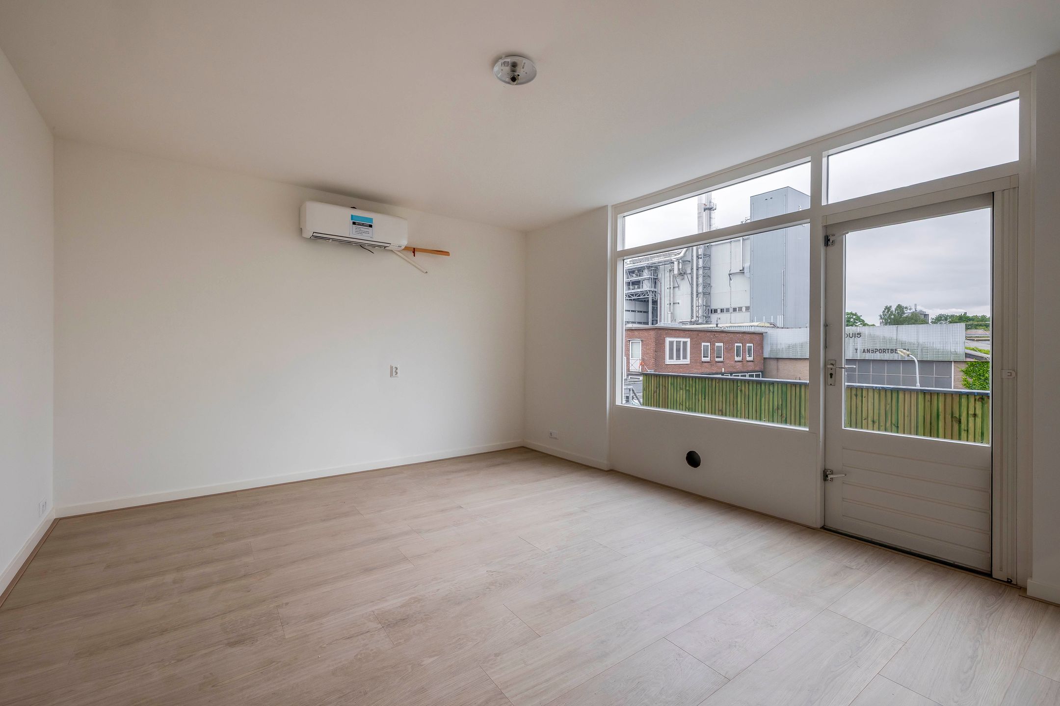 Foto 24 van Guisweg 51